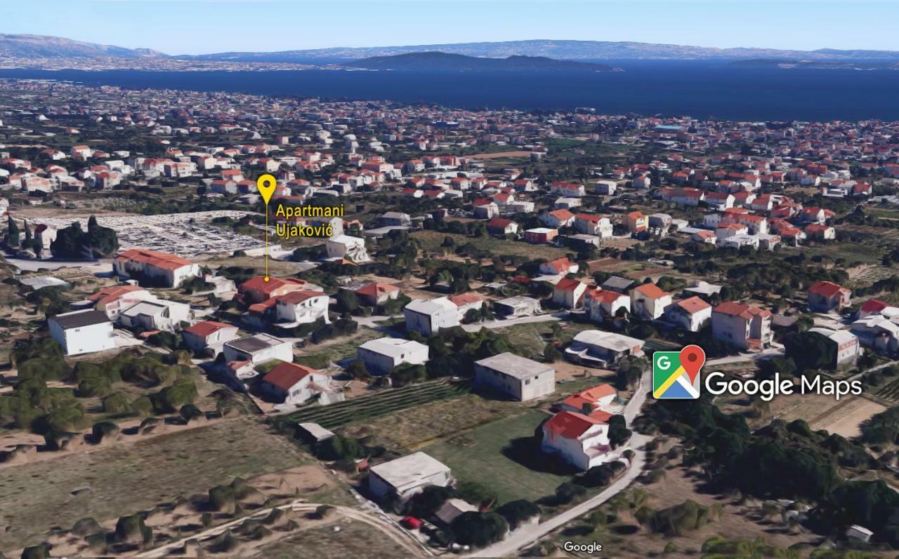 Apartmani Ujakovic Kaštela المظهر الخارجي الصورة